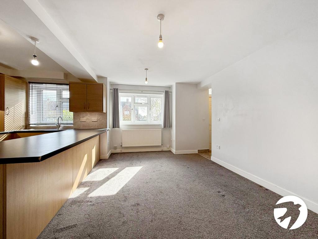 Lounge/Kitchen