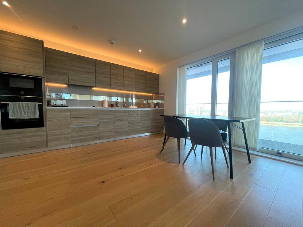 Three Bedroom Apartment to Rent