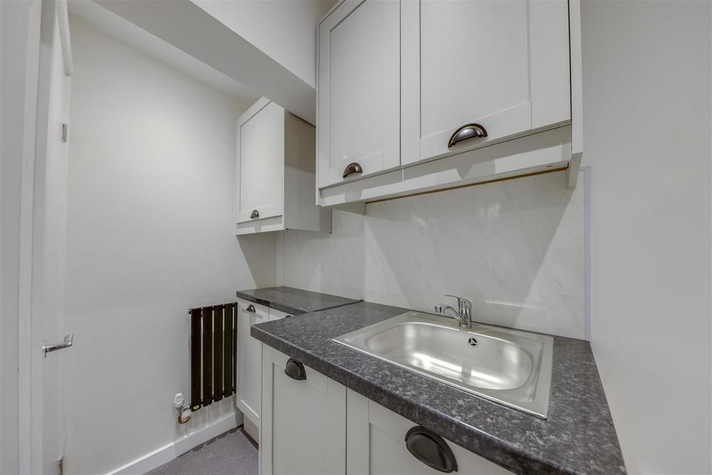 Utility / WC Alt