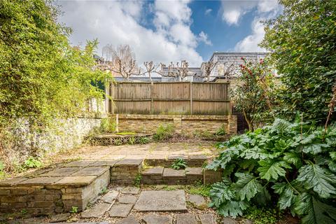 5 Bridge Lane, London, SW11 3AD