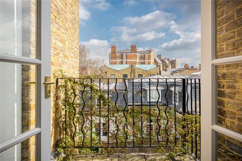 5 Bridge Lane, London, SW11 3AD