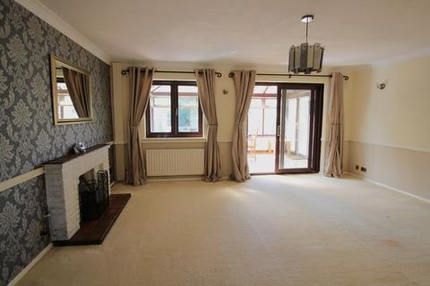 6 Barnfield Gardens, Coates, Peterborough, PE7 2DY