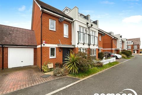 4 bedroom semi-detached house for sale, Horsley Road, Maidenhead, Berkshire