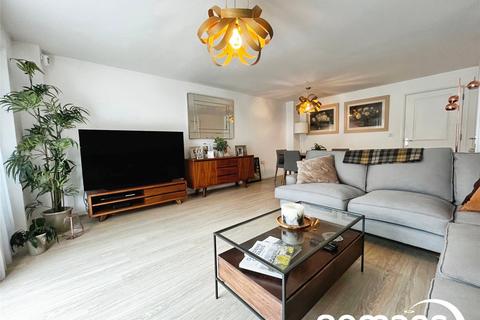 4 bedroom semi-detached house for sale, Horsley Road, Maidenhead, Berkshire