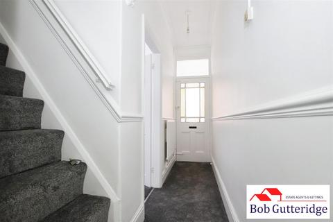 2 bedroom terraced house to rent, Watlands View, Porthill, Newcastle, Staffs