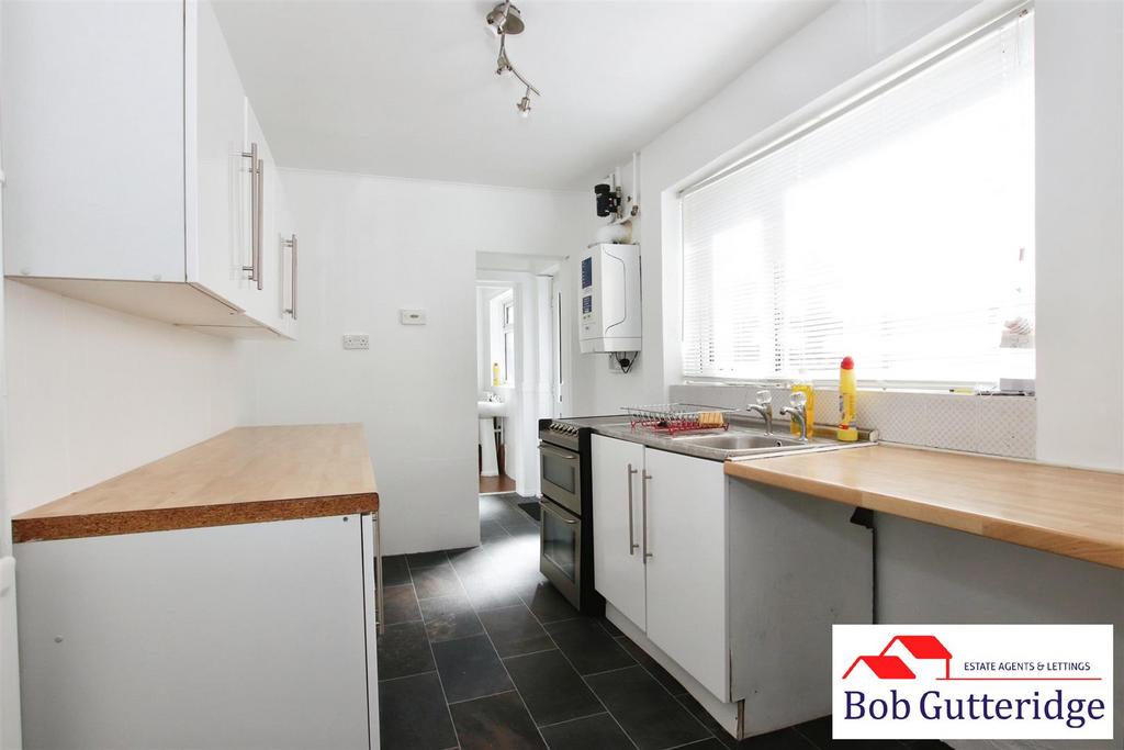 Fitted kitchen