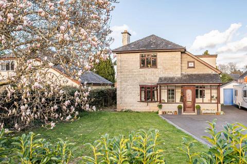 4 bedroom detached house for sale, Kington,  Herefordshire,  HR5