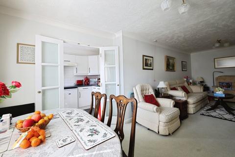 2 bedroom retirement property for sale, Gales Drive, Crawley RH10
