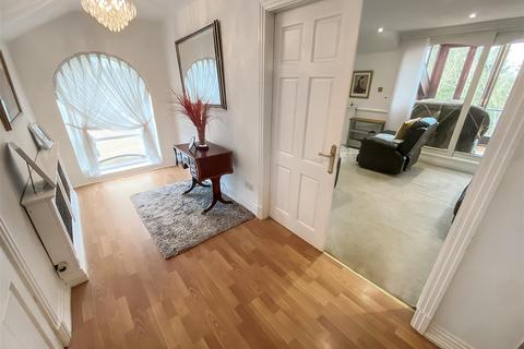3 bedroom detached house for sale, Stoneleigh Court, Woodham