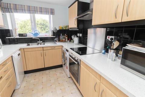 2 bedroom flat for sale, Dolphin Quay, North Shields