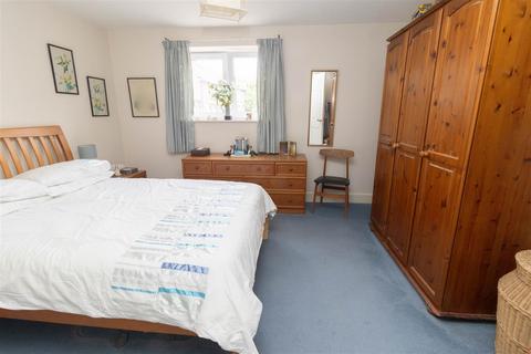 2 bedroom flat for sale, Dolphin Quay, North Shields