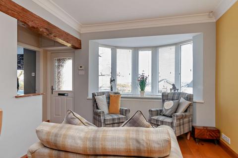 4 bedroom detached house for sale, Hillcrest Drive, Townville, Castleford, West Yorkshire, Wakefield