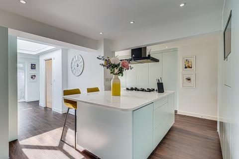 90 Methersgate, Basildon, SS14 2LU