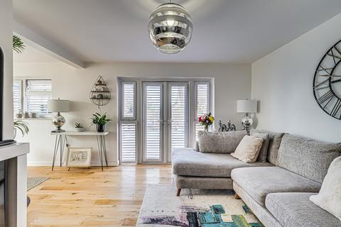 90 Methersgate, Basildon, SS14 2LU