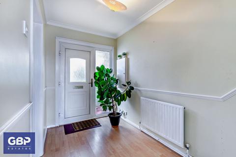 30 Preston Road, Harold Hill, Romford, RM3 7YU