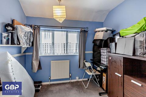 30 Preston Road, Harold Hill, Romford, RM3 7YU