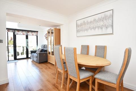 29 Bachelor Road, Harrogate, HG1 3EQ