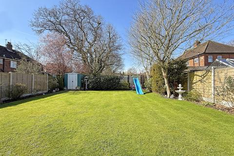 23 Almsford Road, Harrogate, HG2 8EQ
