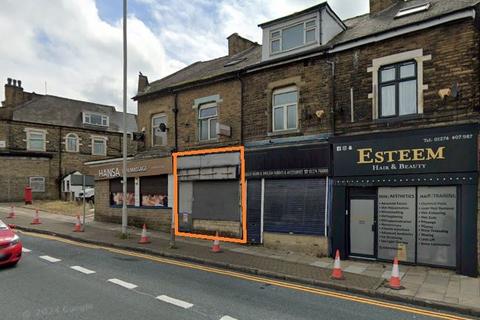Shop to rent, Manchester Road, Bradford, BD5