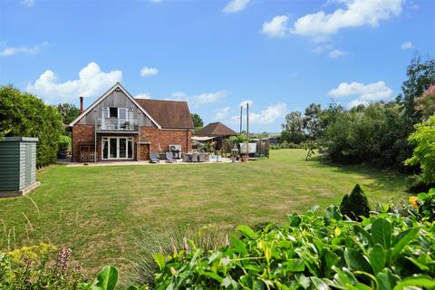 4 bedroom detached house for sale, Dargate Road, Yorkletts, Whitstable