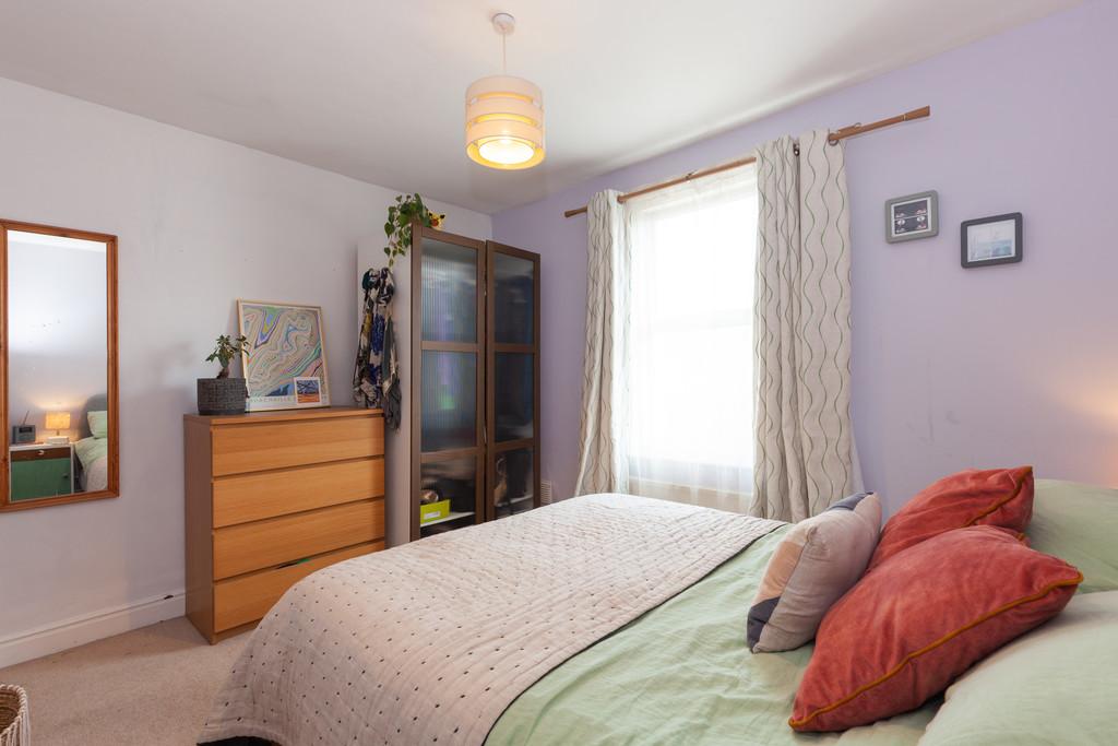 Bedroom 1- Angle 1