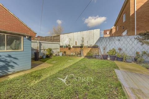 3 bedroom semi-detached house for sale, Bramley Close, Melton Mowbray, Leicestershire