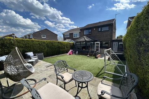 3 Ballater Close, Stanley, DH9 6UN