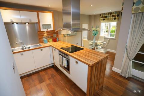 2 bedroom apartment to rent, River Court, Durham DH1