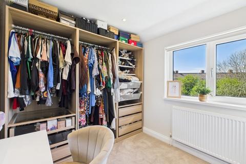 148 Falcon Lodge Crescent, Sutton Coldfield, B75 7NA