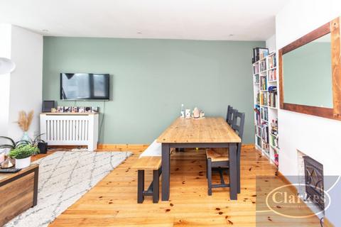 2 bedroom flat for sale, Garden Flat in Elmes Road, Moordown