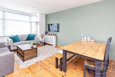 2 bedroom flat for sale, Garden Flat in Elmes Road, Moordown