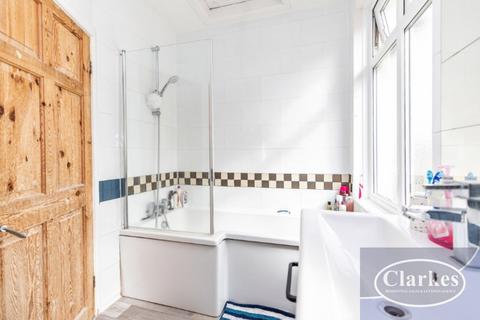 Flat 2, 49 Elmes Road, Bournemouth, BH9 2SX