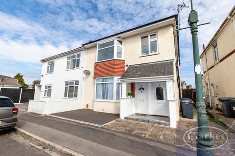 2 bedroom flat for sale, Garden Flat in Elmes Road, Moordown