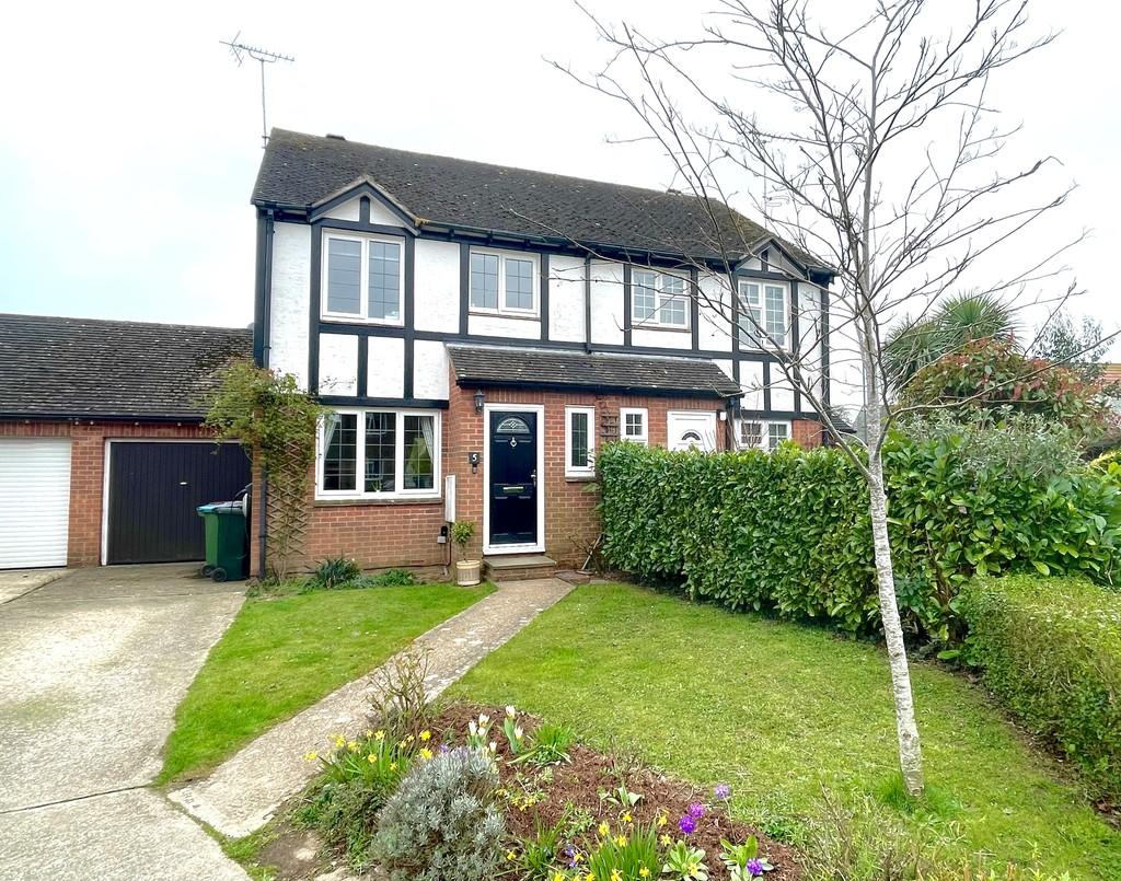 5 Compass Close Front 2