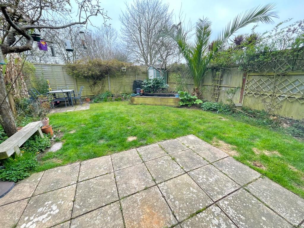 5 Compass Close Garden 1