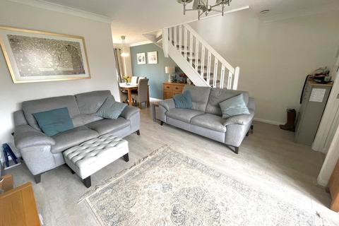 5 Compass Close, Littlehampton, BN17 6SA