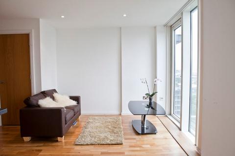 Studio to rent, 37 Millharbour, London E14