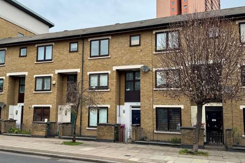 4 bedroom house to rent, Old Ford Road, London, E3