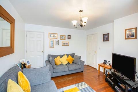 4 bedroom house to rent, Old Ford Road, London, E3