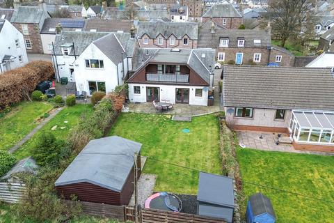 Kings Lynn Stirling Street, Blackford, Auchterarder, PH4 1QG