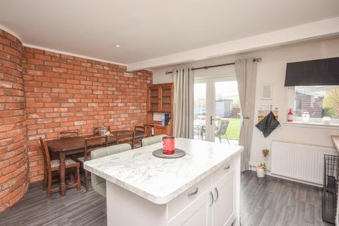 Kings Lynn Stirling Street, Blackford, Auchterarder, PH4 1QG