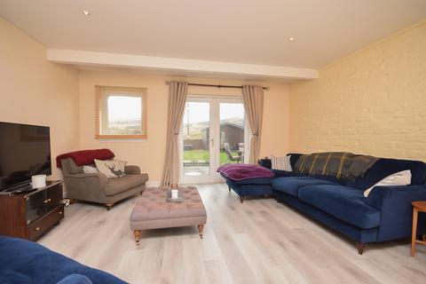 Kings Lynn Stirling Street, Blackford, Auchterarder, PH4 1QG