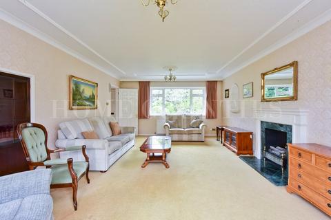 4 bedroom detached house for sale, Broadwater, Potters Bar, EN6