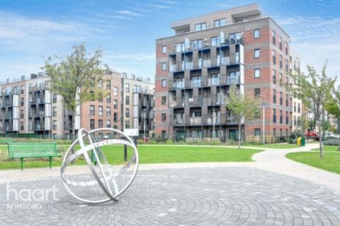 2 bedroom apartment for sale, Lux Building, Romford, RM7 0FN