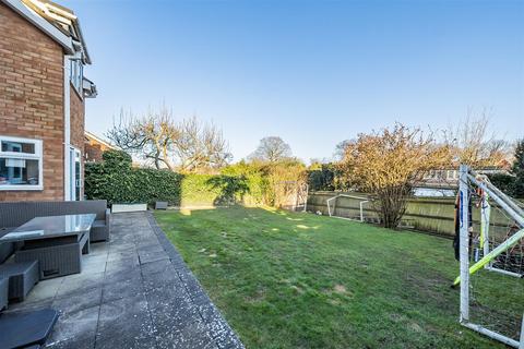 undefined, Magnaville Road, Bushey WD23