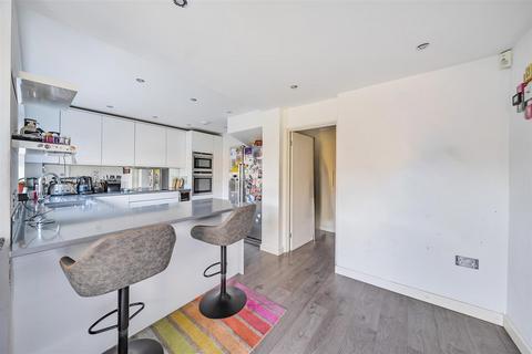 undefined, Magnaville Road, Bushey WD23