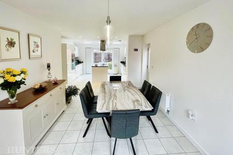 28 Harrison Close, Eastham, Wirral, CH62 8FA