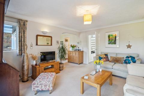 30 Forge Drive, Farnham Common, Slough, SL2 3NG