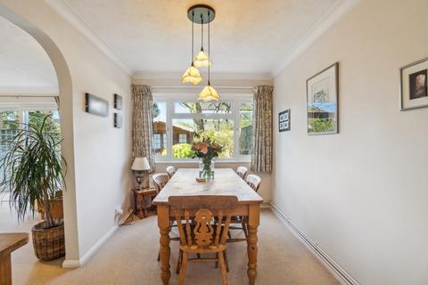 30 Forge Drive, Farnham Common, Slough, SL2 3NG