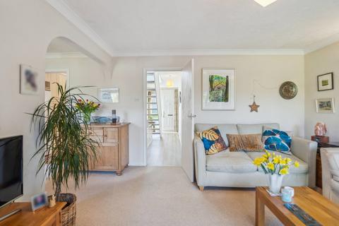 30 Forge Drive, Farnham Common, Slough, SL2 3NG